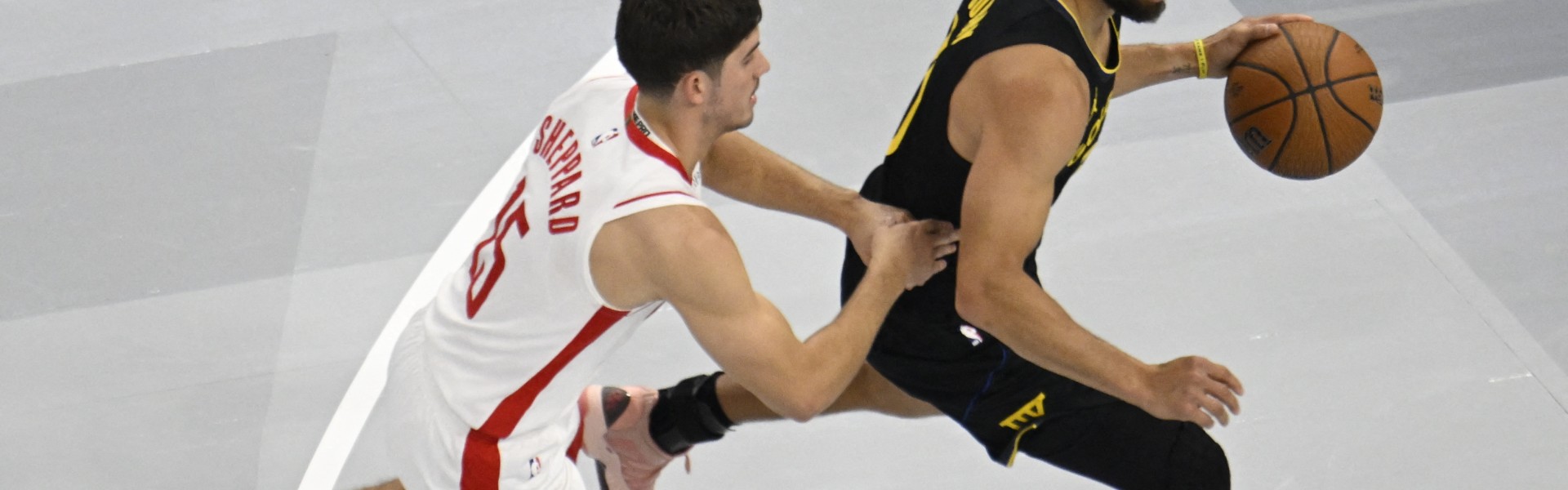 开云下载-谢泼德外号“可卡因库里”？克莱：太离谱 没人能和库里相提并论