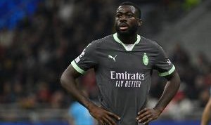 Y-福法纳本赛季联赛助攻5次，创造个人单赛季助攻纪录